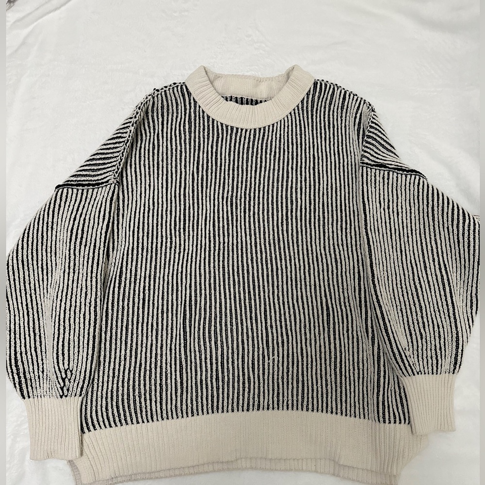 Aerie “chenille” sweater | size large.